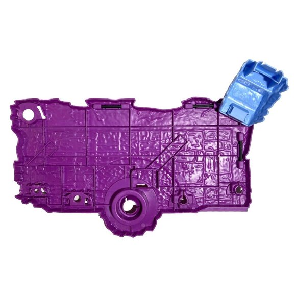 Monster High Freaky Fusion Catacombs Floor Pillars Torch Backdrops BJR18 Replace - Picture 8 of 14